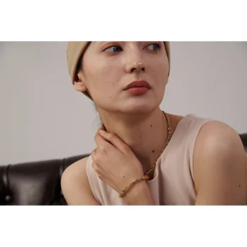 bracelet-acier-inoxydable-dore