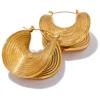 creoles-larges-relief-circulaire